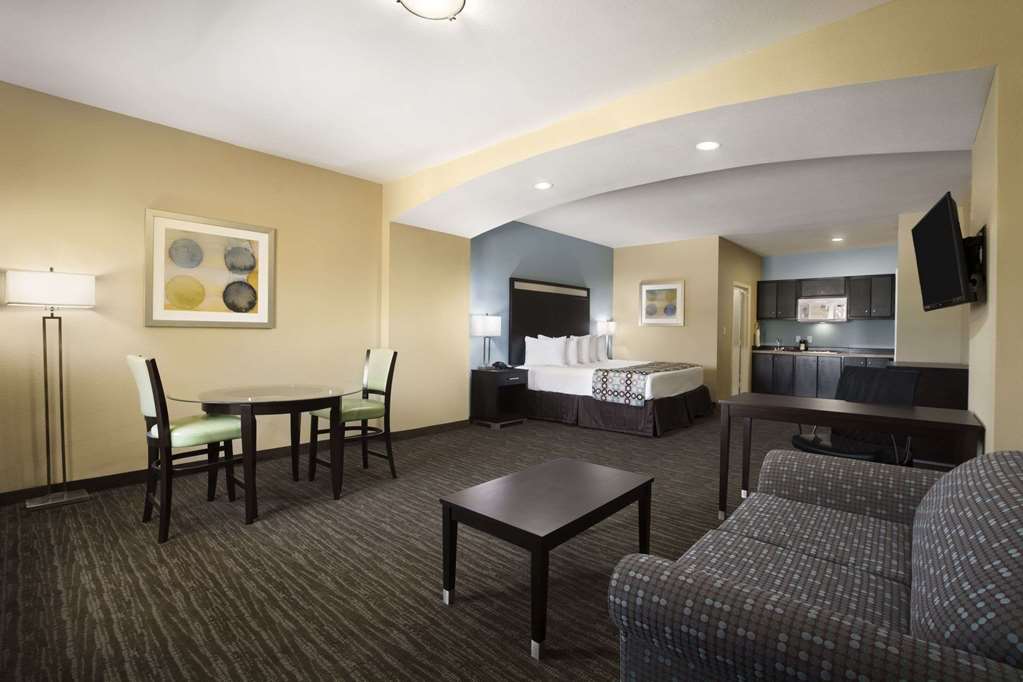 Horizon Inn & Suites - Pearsall