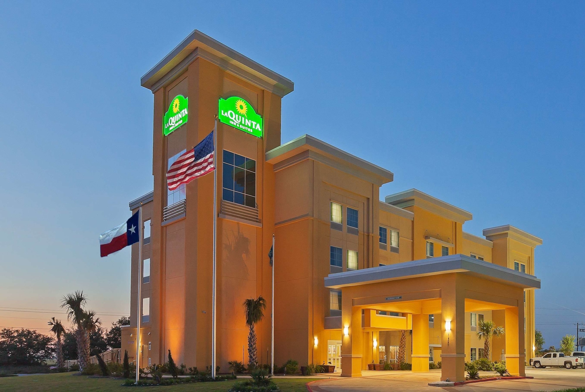 La Quinta Inn & Suites by Wyndham Pearsall