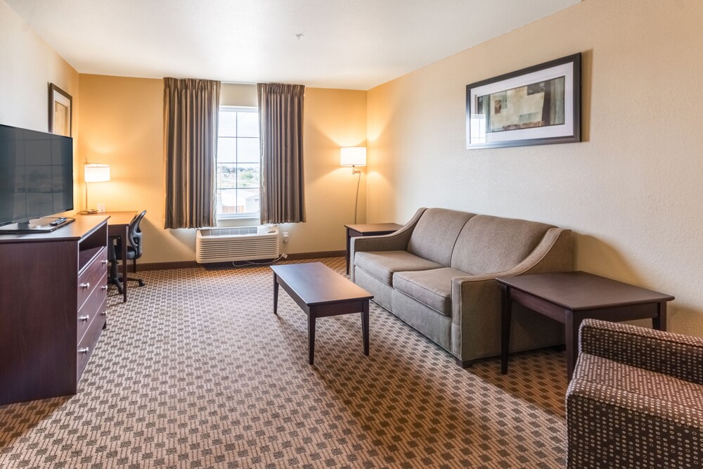Cobblestone Hotel & Suites Pecos