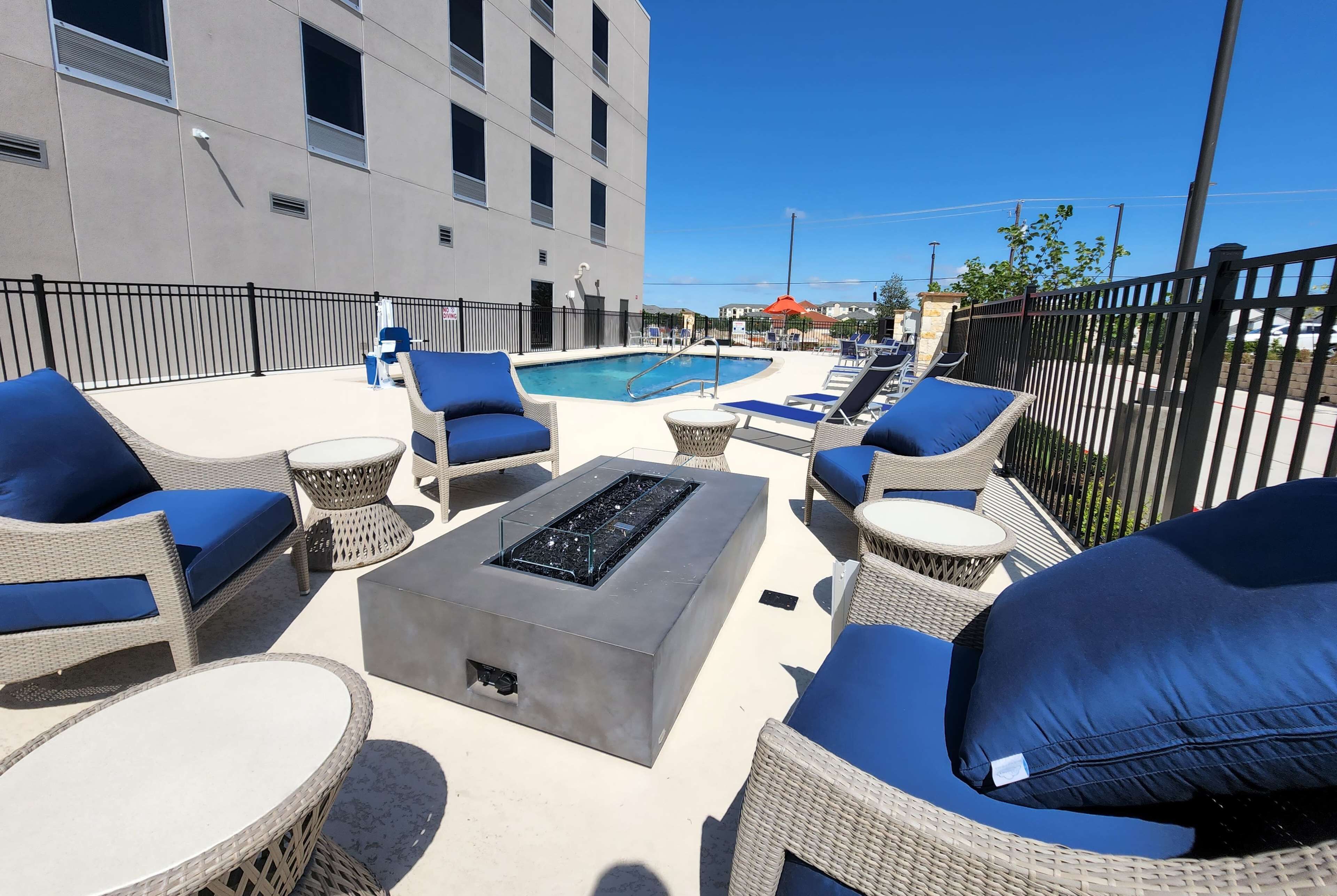 La Quinta Inn & Suites by Wyndham Pflugerville