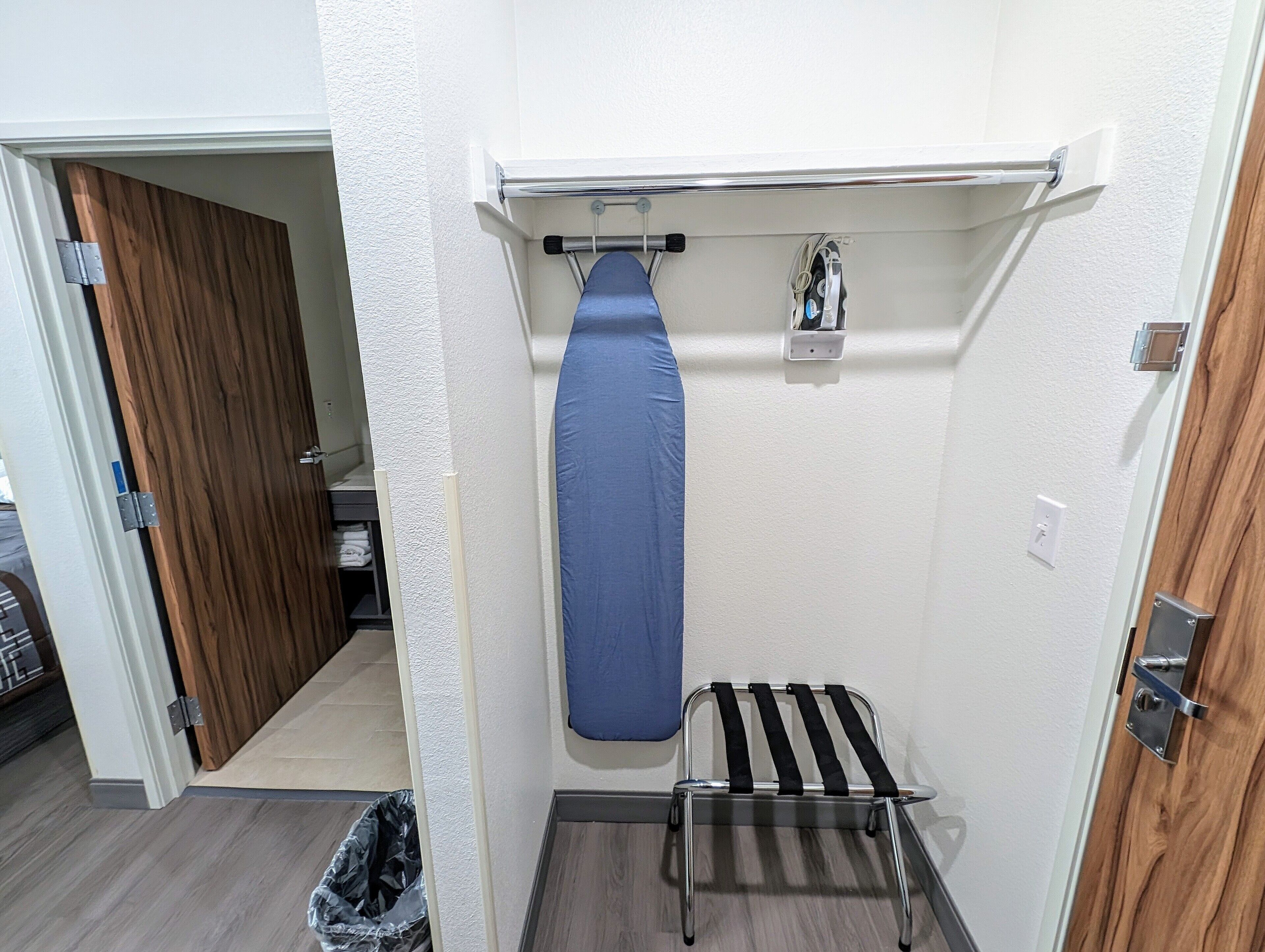 Texas Bungalows Hotel and Hotel Que