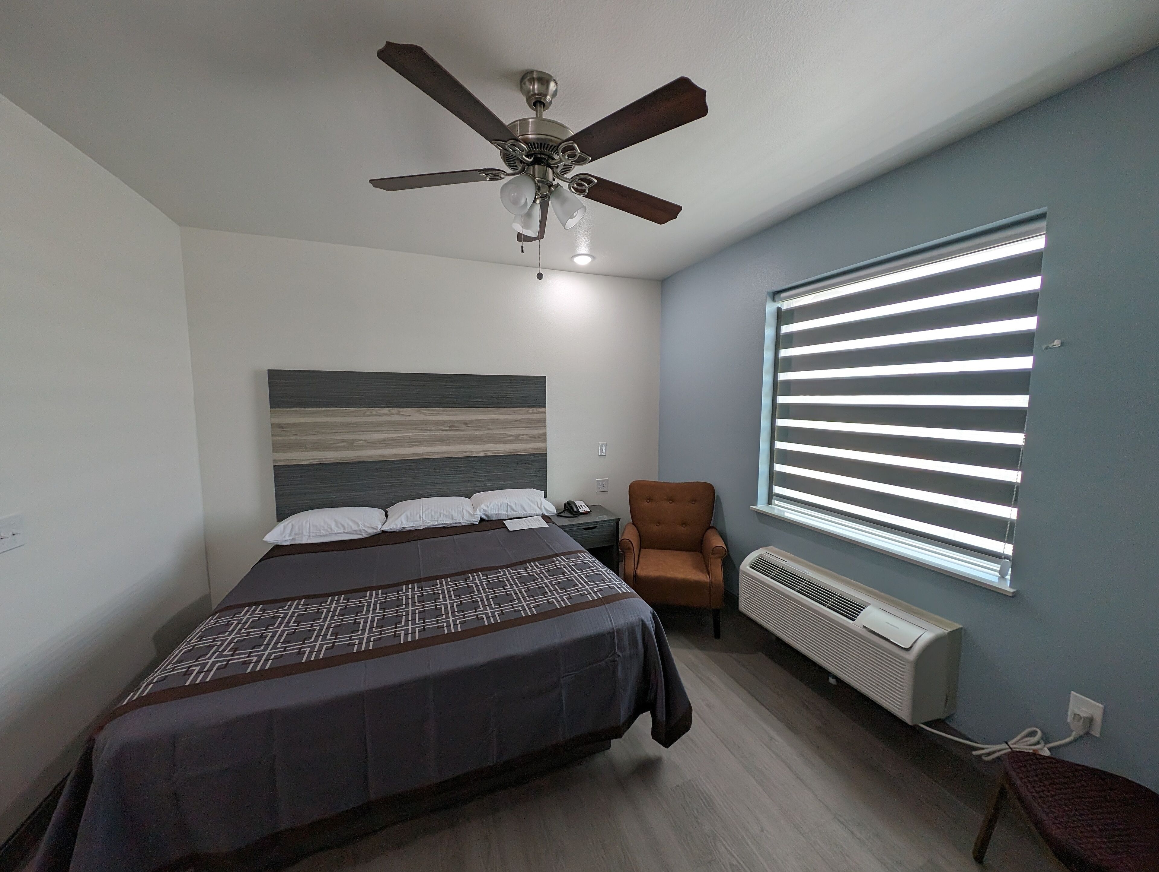 Texas Bungalows Hotel and Hotel Que