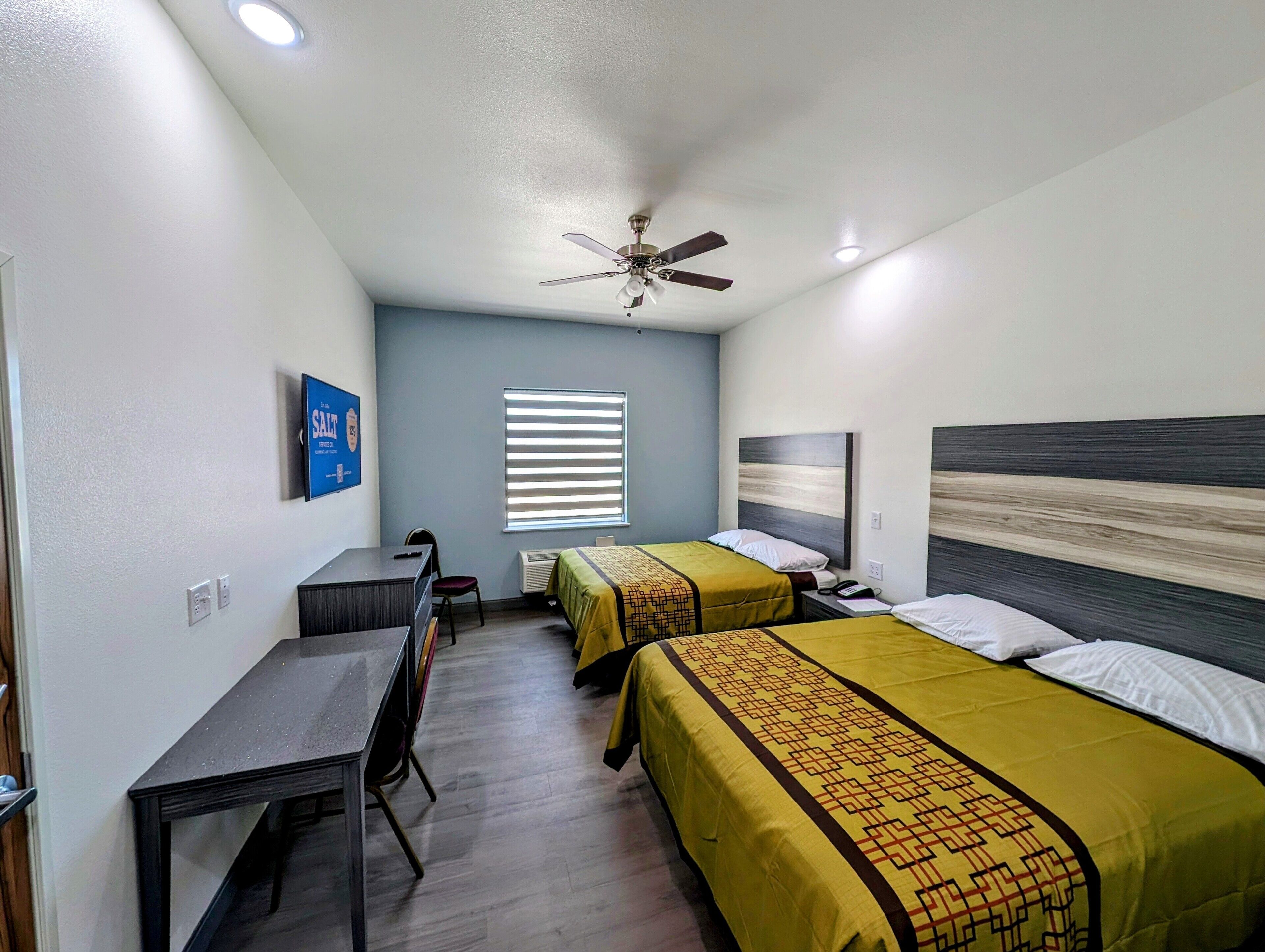 Texas Bungalows Hotel and Hotel Que