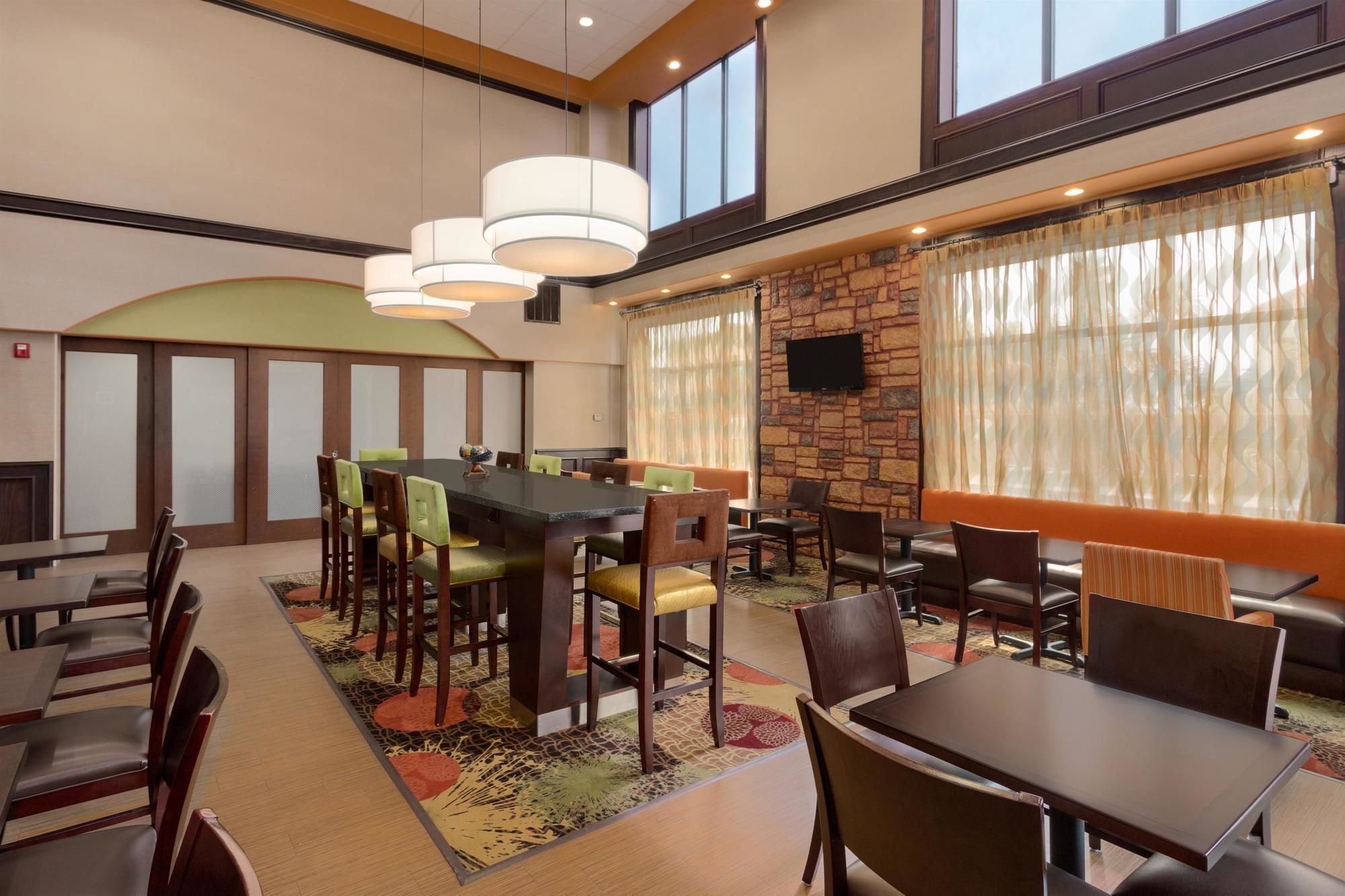 Hampton Inn & Suites Pharr