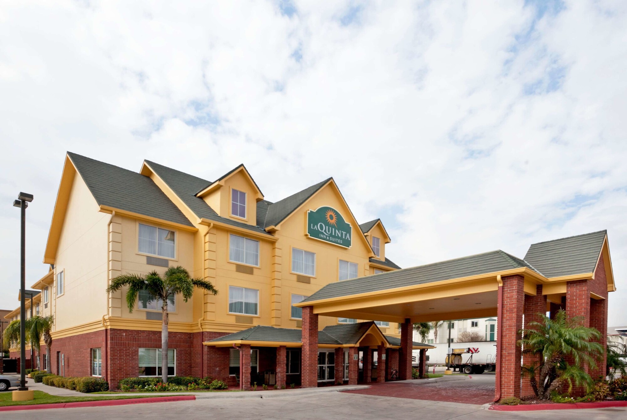 La Quinta Inn & Suites by Wyndham Pharr North McAllen