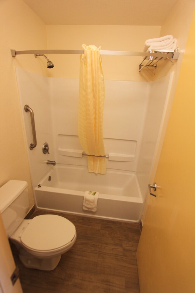 Texas Inn & Suites