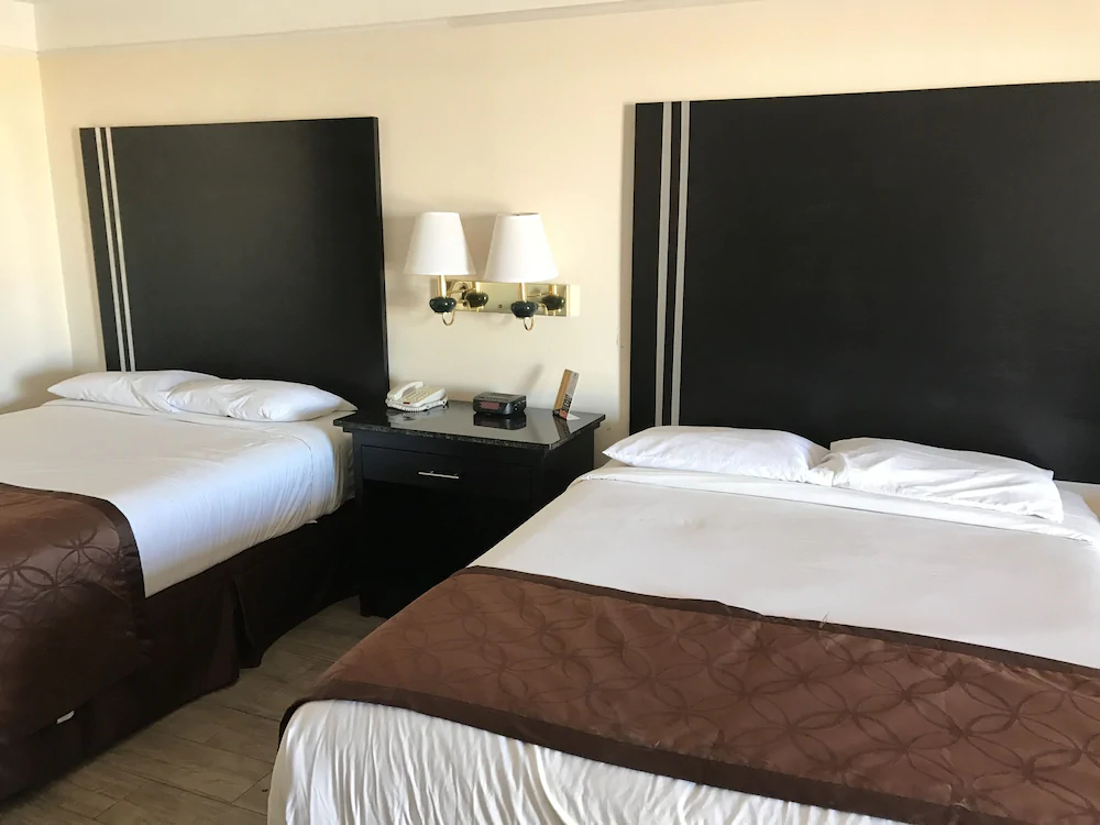 Texas Inn & Suites