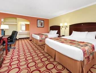 Days Inn by Wyndham Plainview