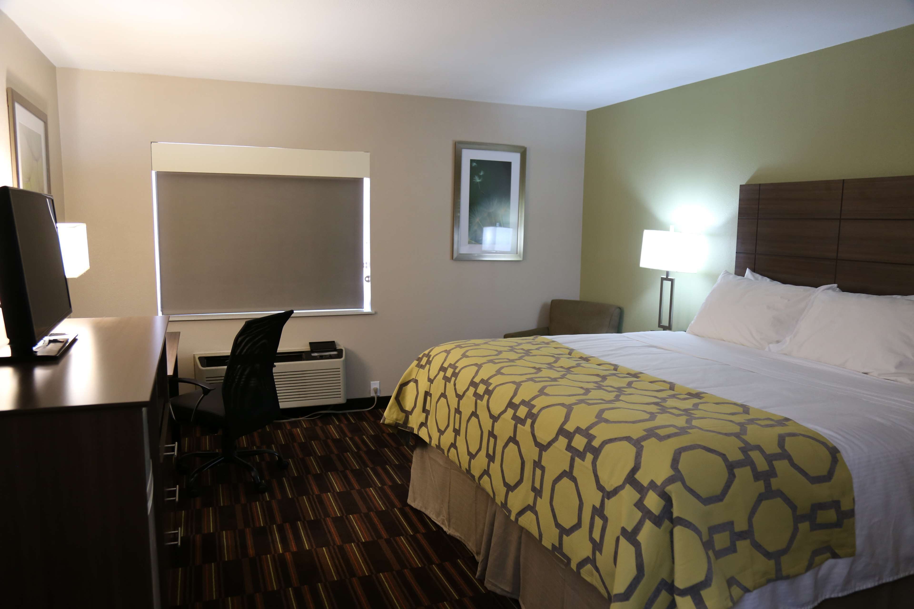 Baymont by Wyndham Plano