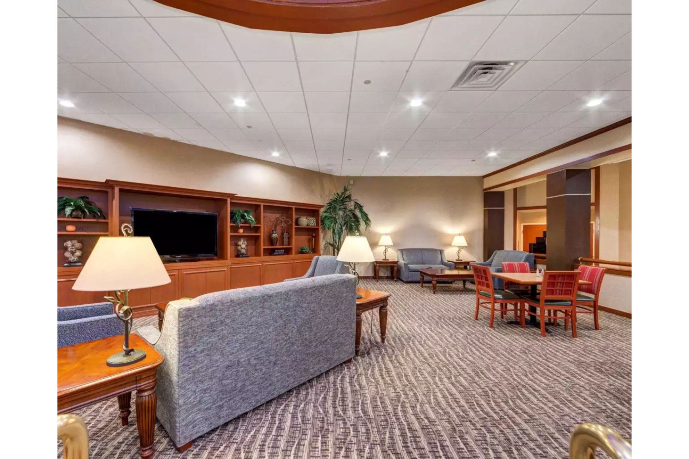Deluxe Inn Plano