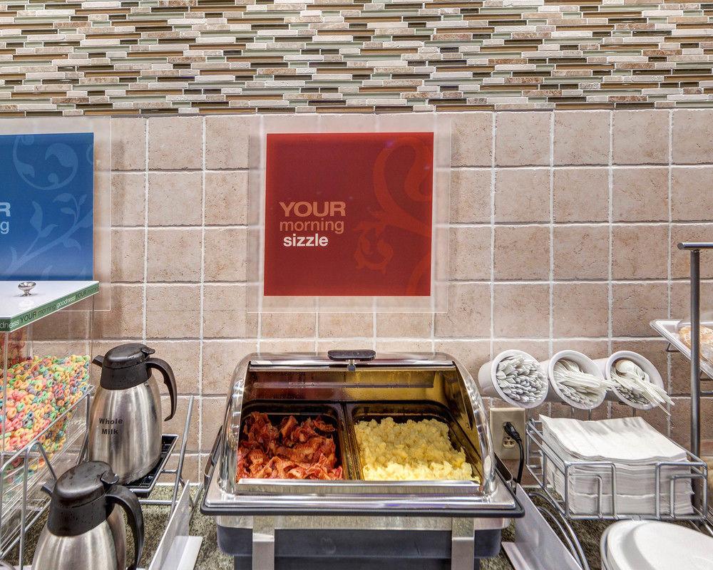 Deluxe Inn Plano