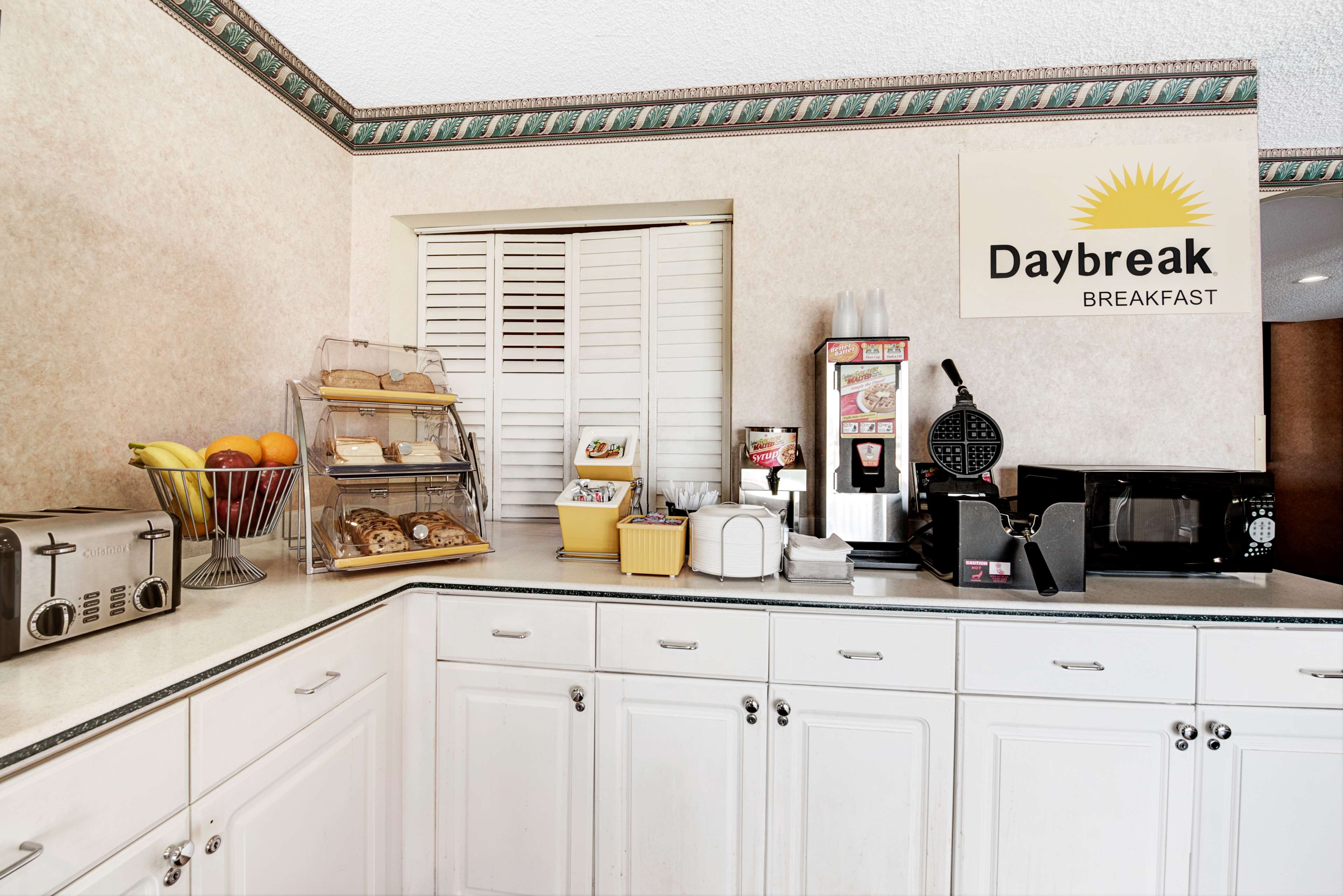Days Inn by Wyndham Dallas Plano