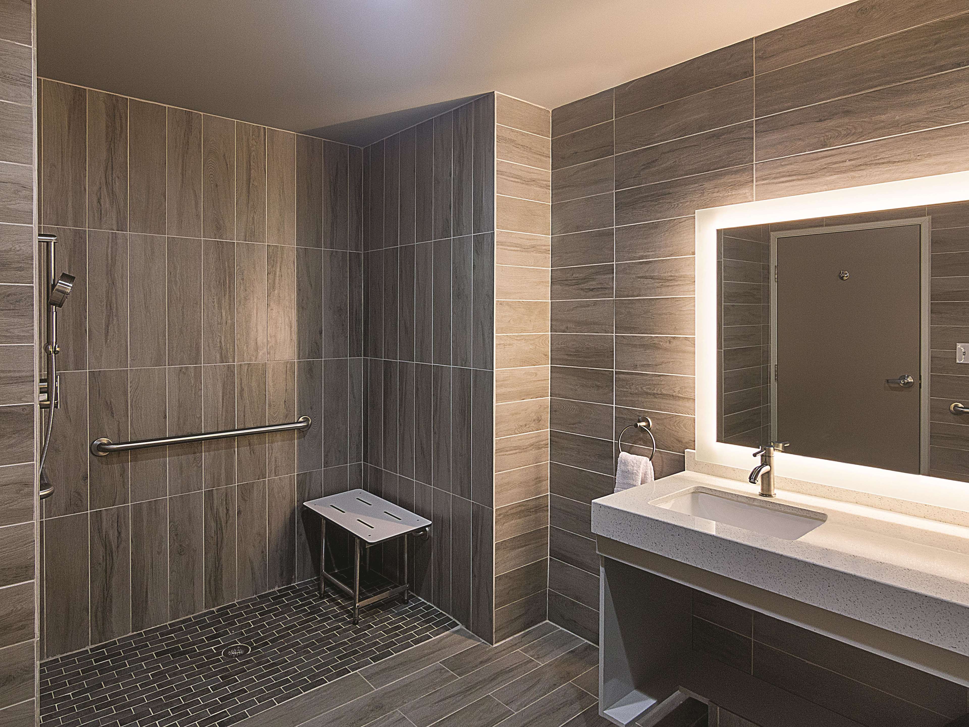 Four Points by Sheraton Plano