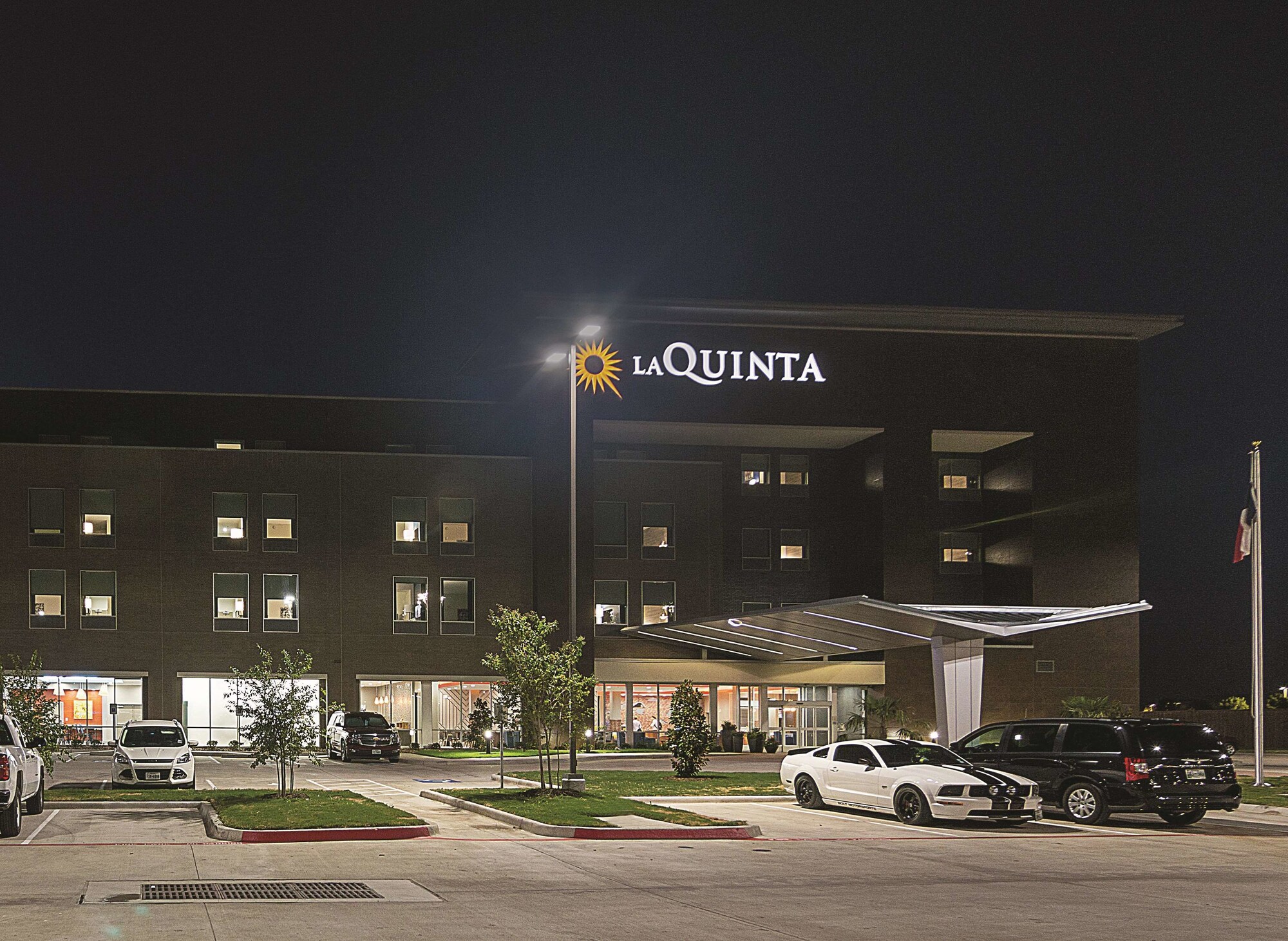 Four Points by Sheraton Plano