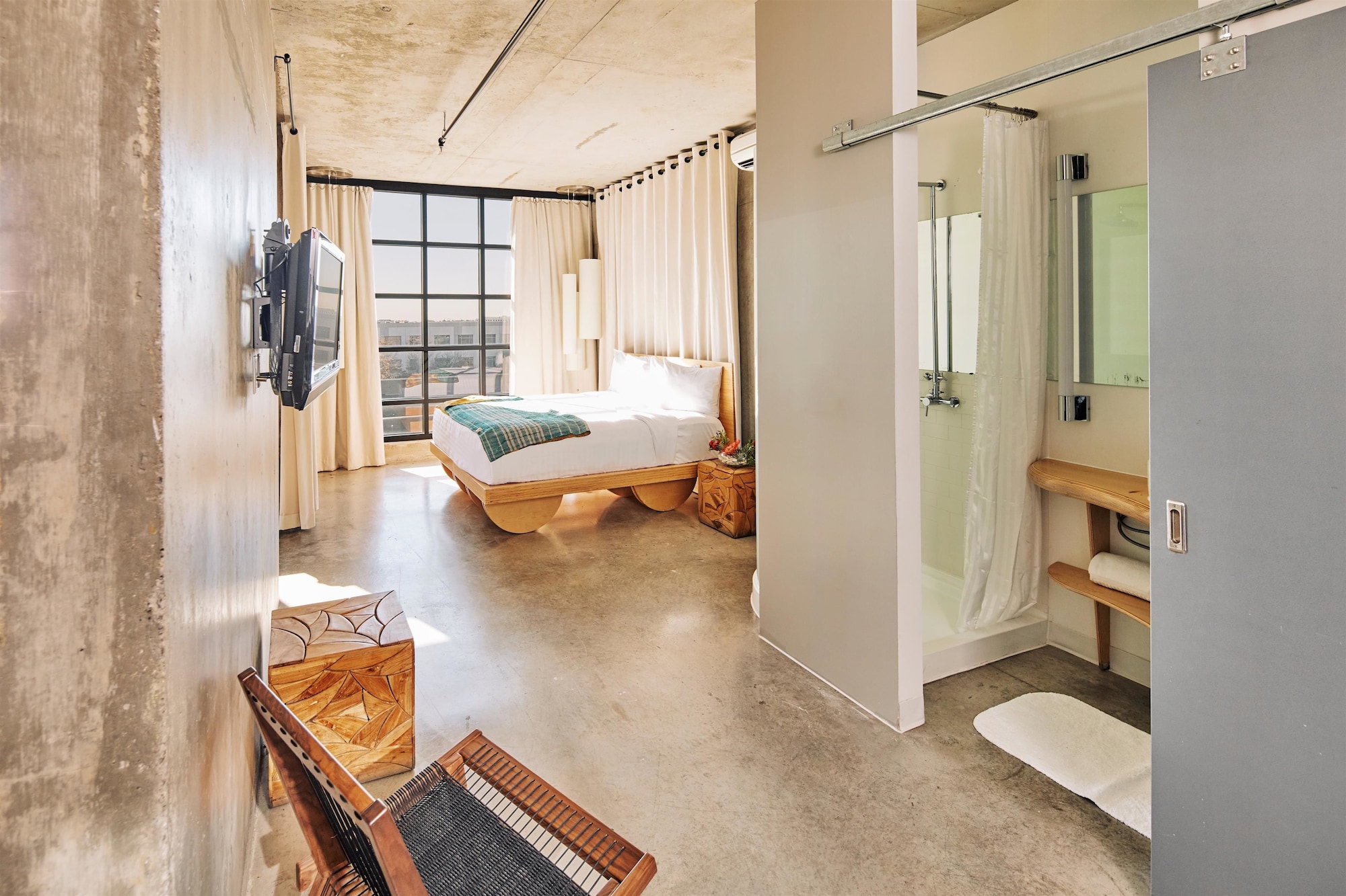 NYLO Dallas Plano Hotel, Tapestry Collection by Hilton