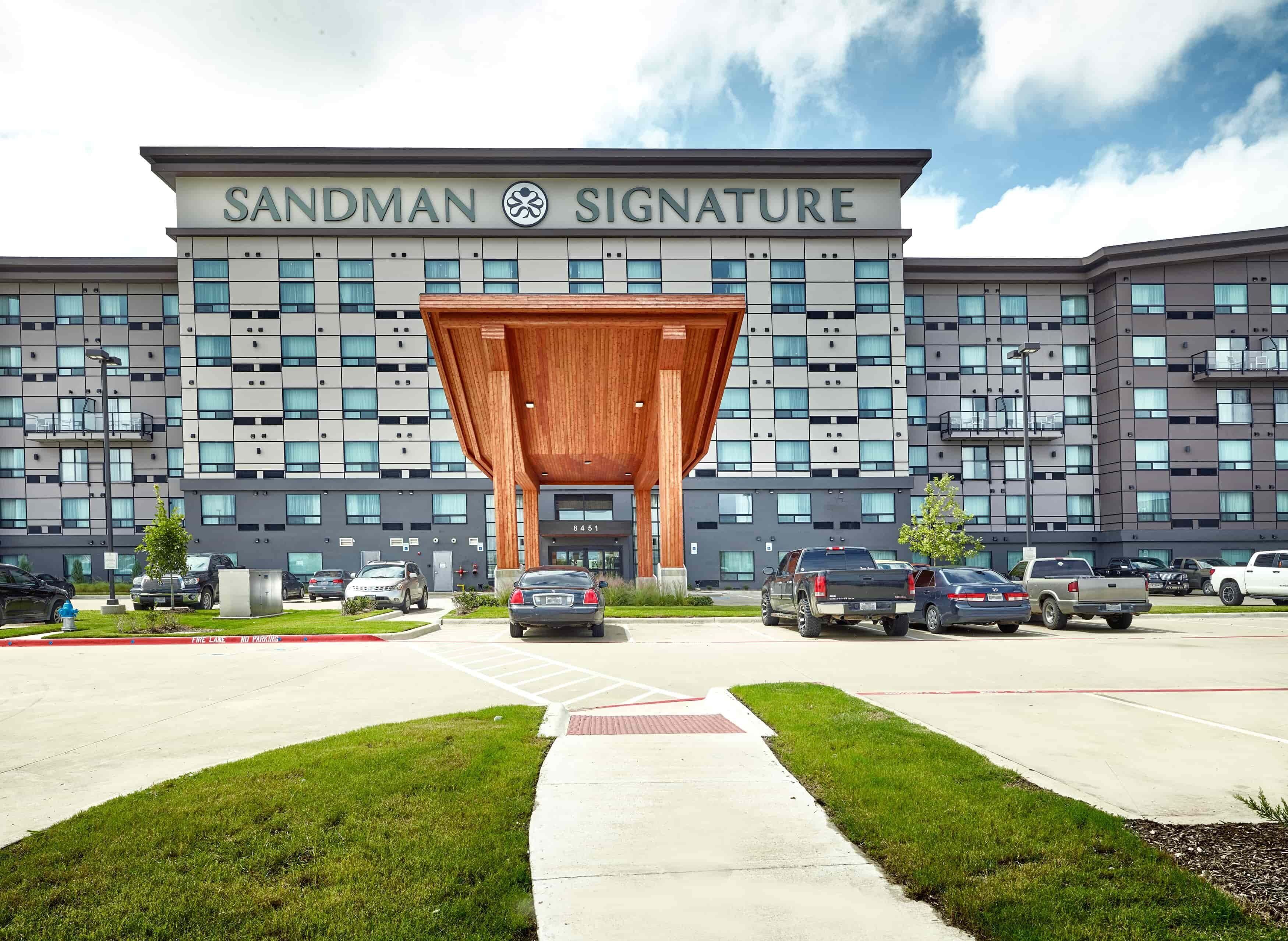 Sandman Signature Plano Frisco Texas Hotel