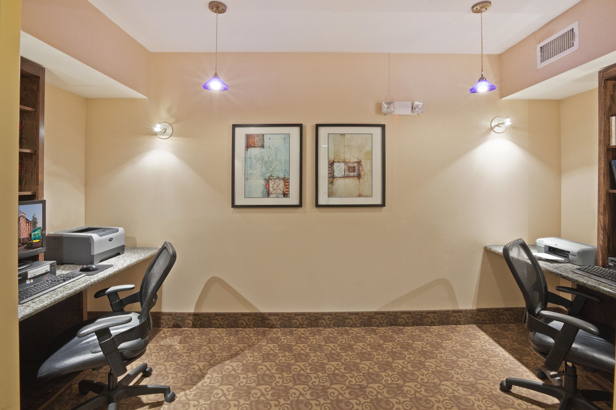 Staybridge Suites Plano - Richardson Area