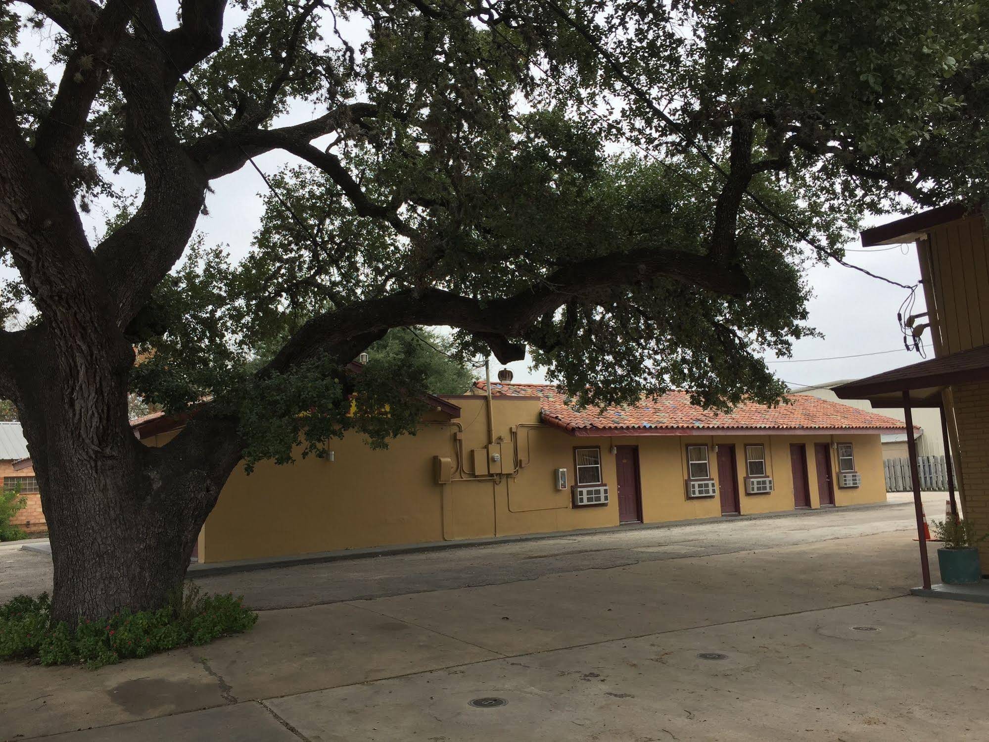 Downtowner Motel