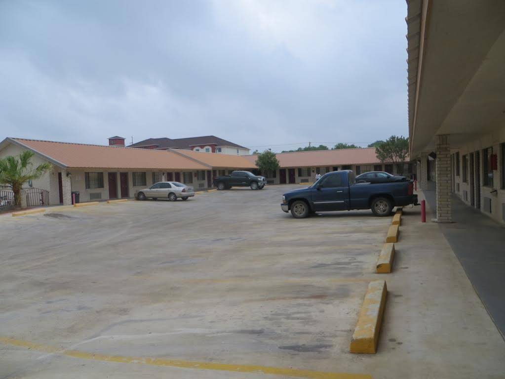 Pleasanton Executive Inn