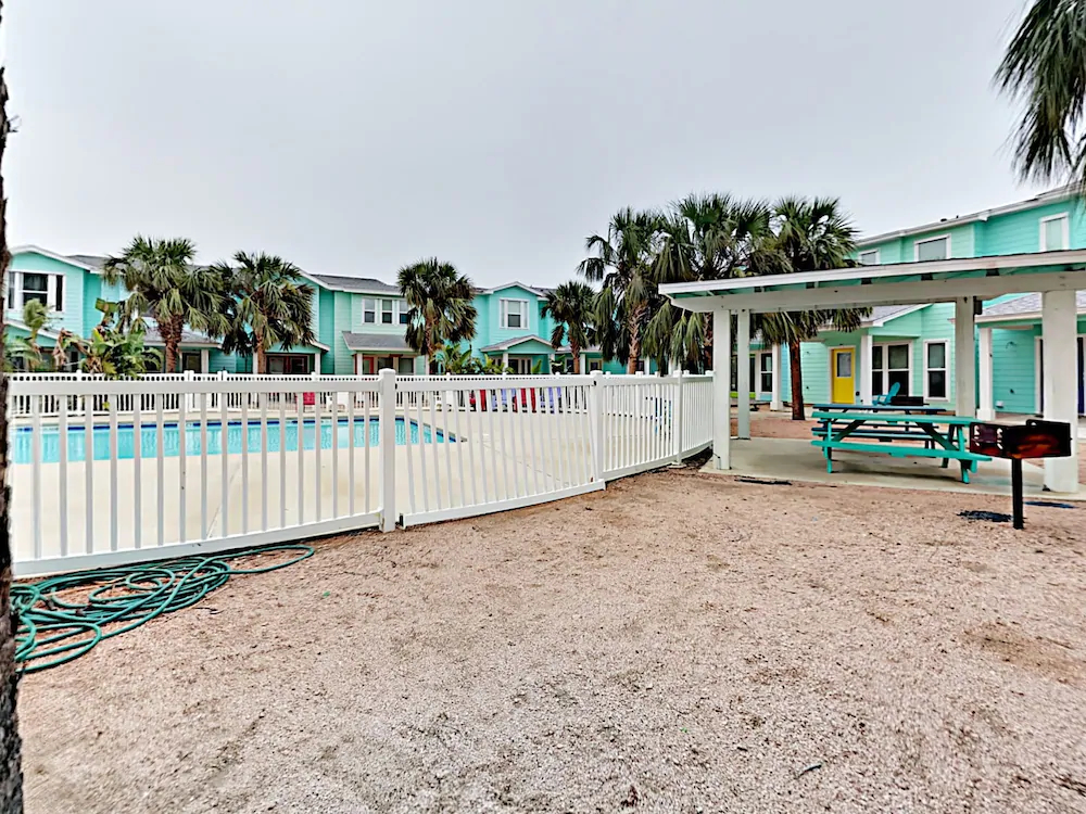 702 The Commons - Casa Du Miel Townhouse