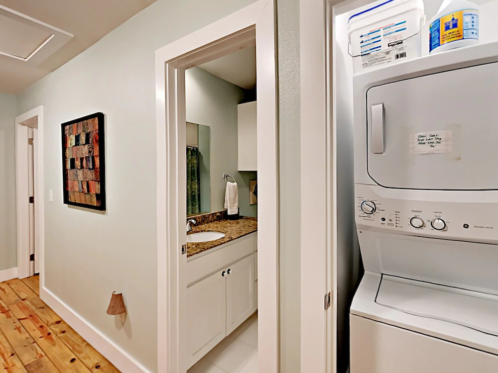702 The Commons - Casa Du Miel Townhouse