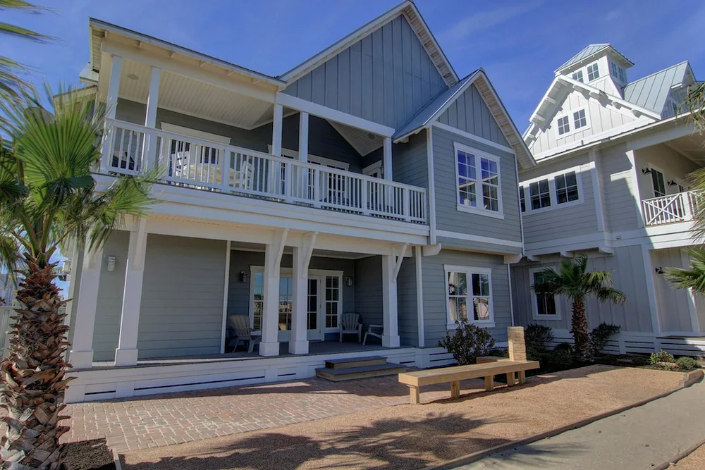 Cinnamon Shore