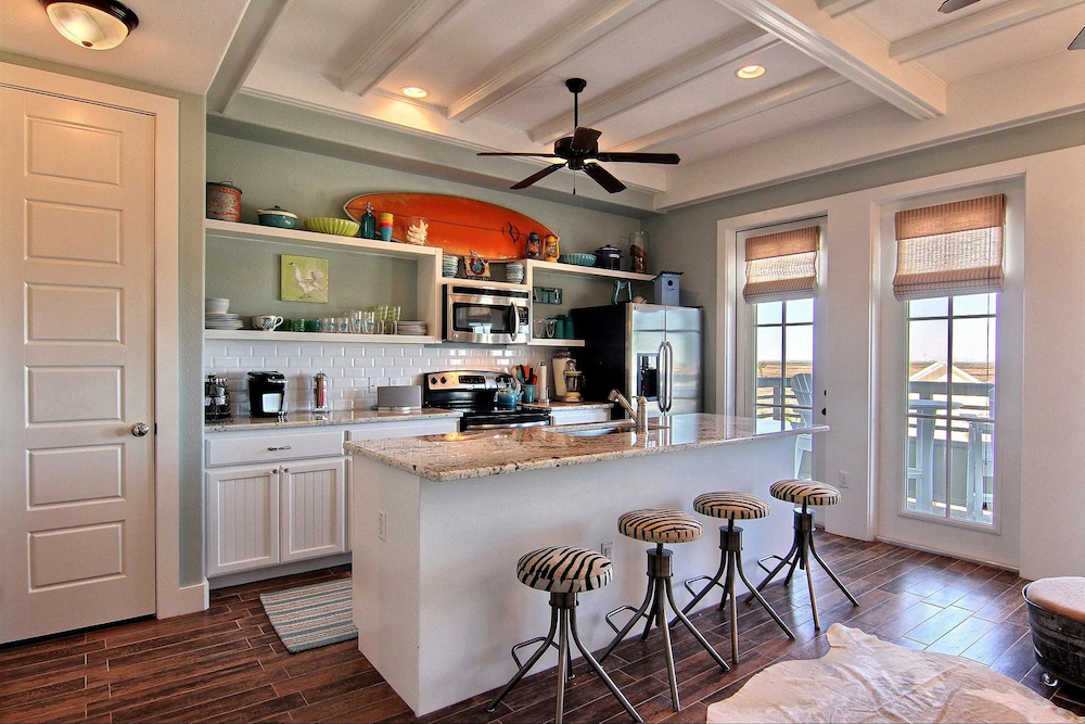 Cinnamon Shore