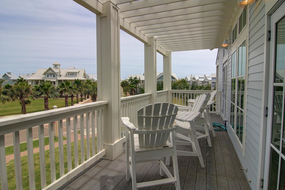 Cinnamon Shore