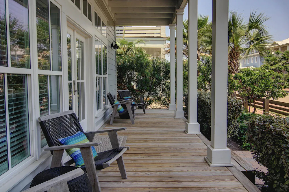 Cinnamon Shore