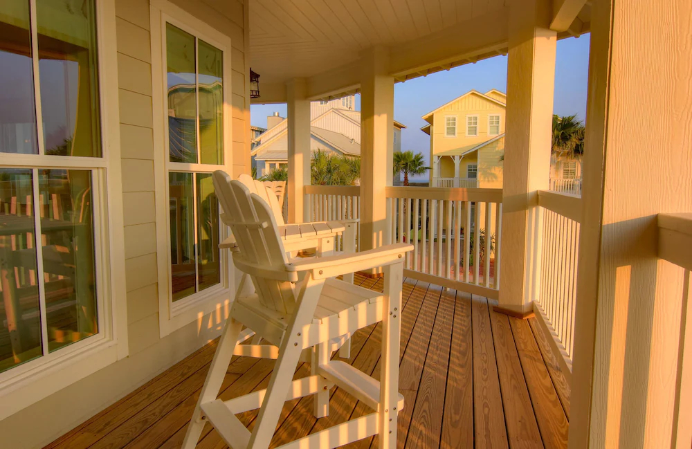 Cinnamon Shore