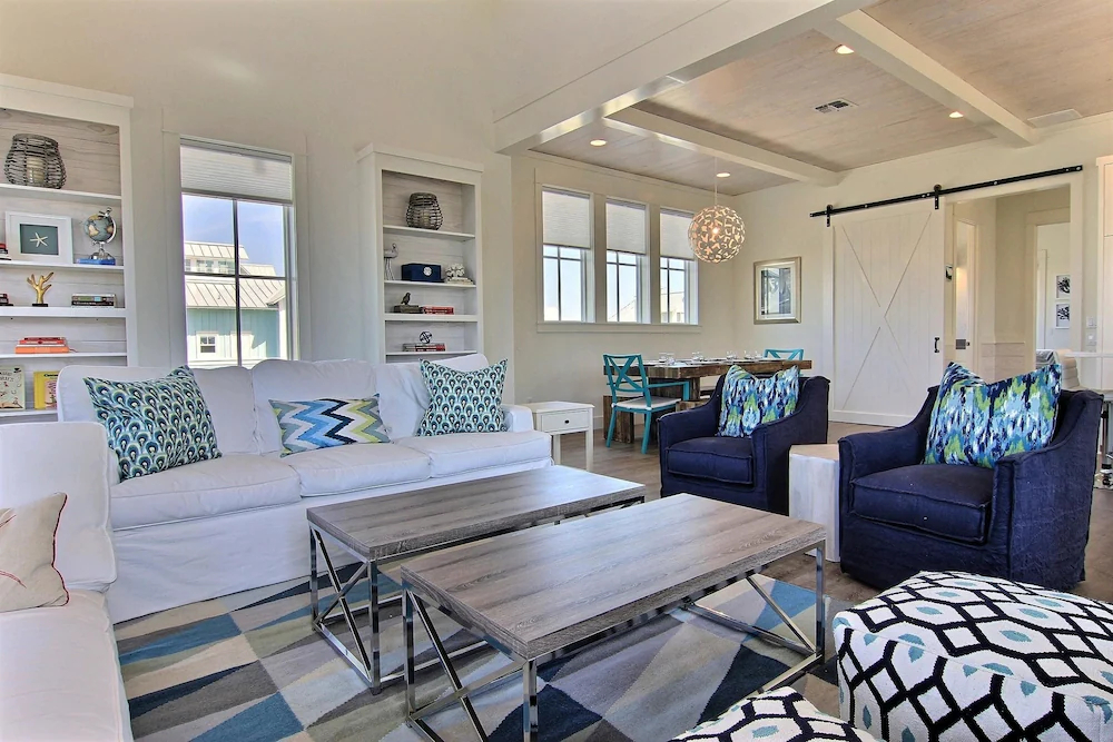 Cinnamon Shore
