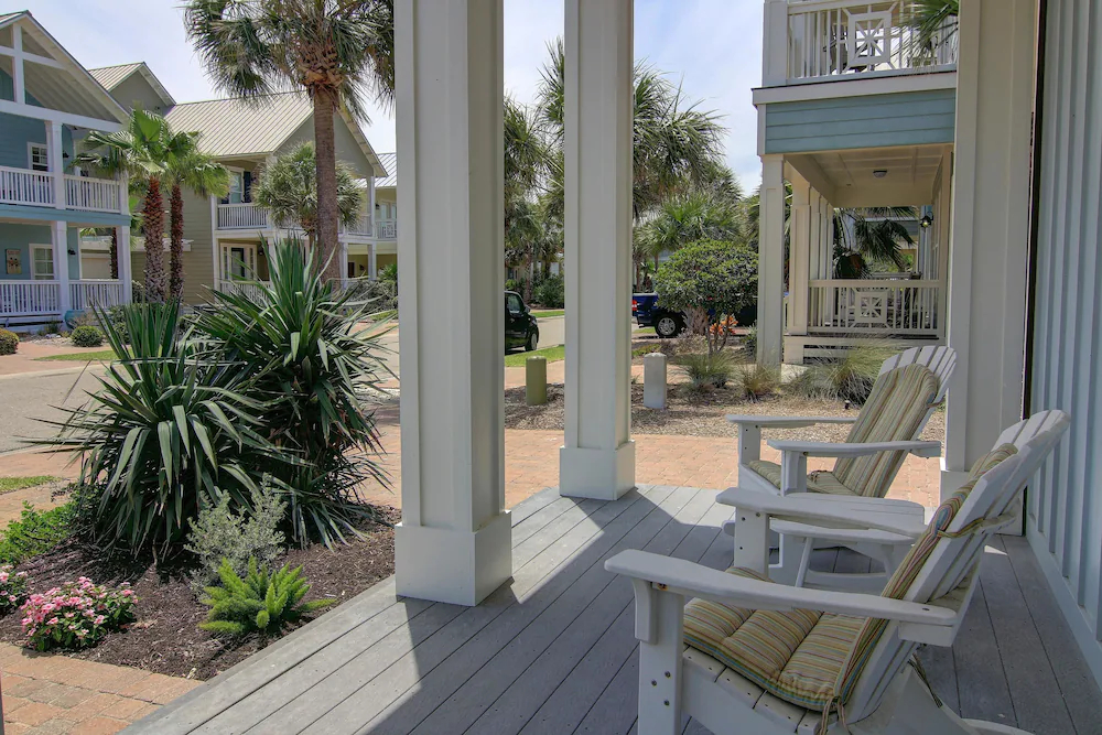 Cinnamon Shore