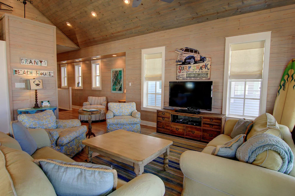 Cinnamon Shore