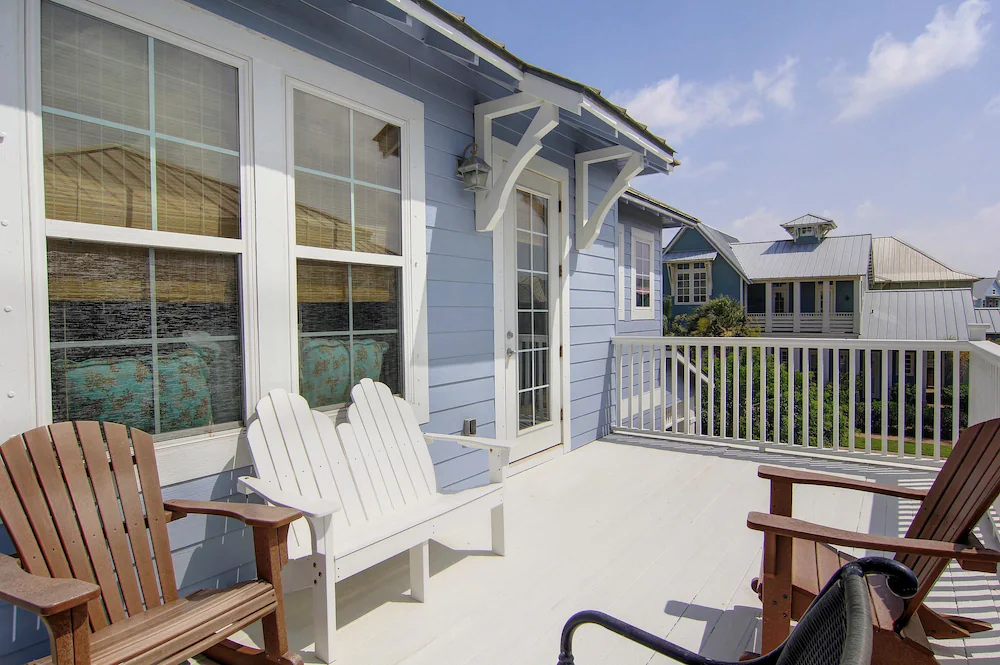 Cinnamon Shore