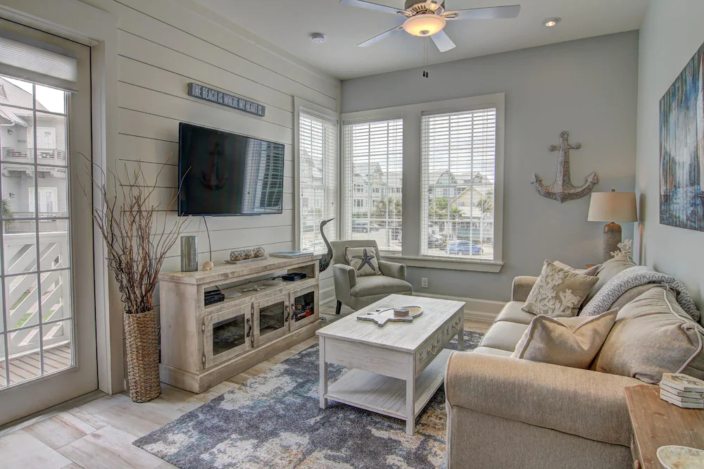 Cinnamon Shore