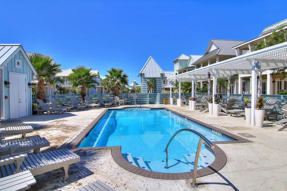 Cinnamon Shore