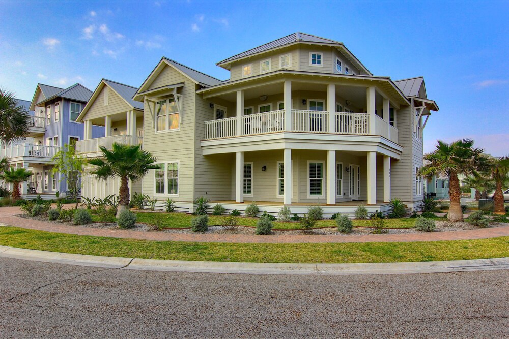 Cinnamon Shore
