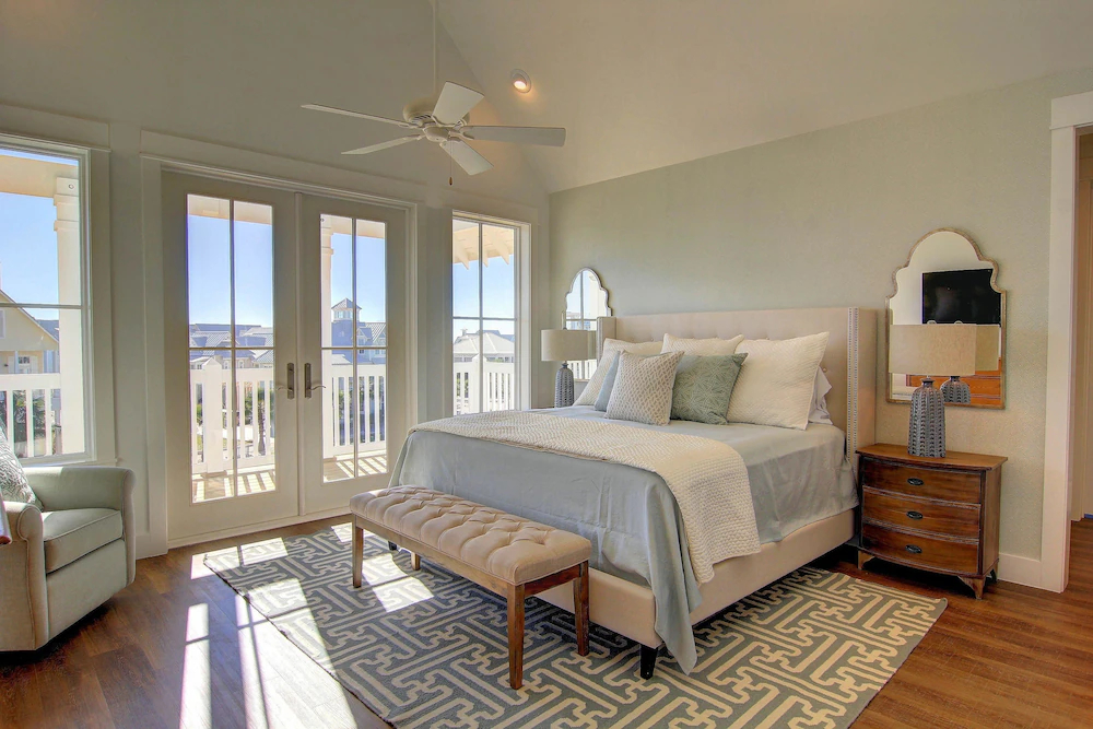 Cinnamon Shore