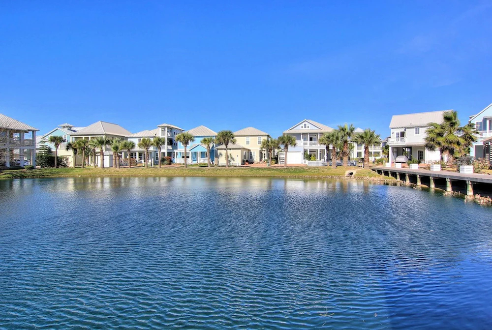 Cinnamon Shore