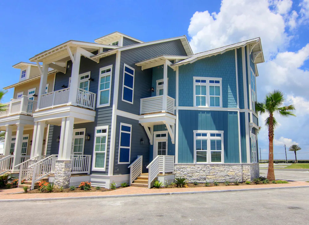 Cinnamon Shore