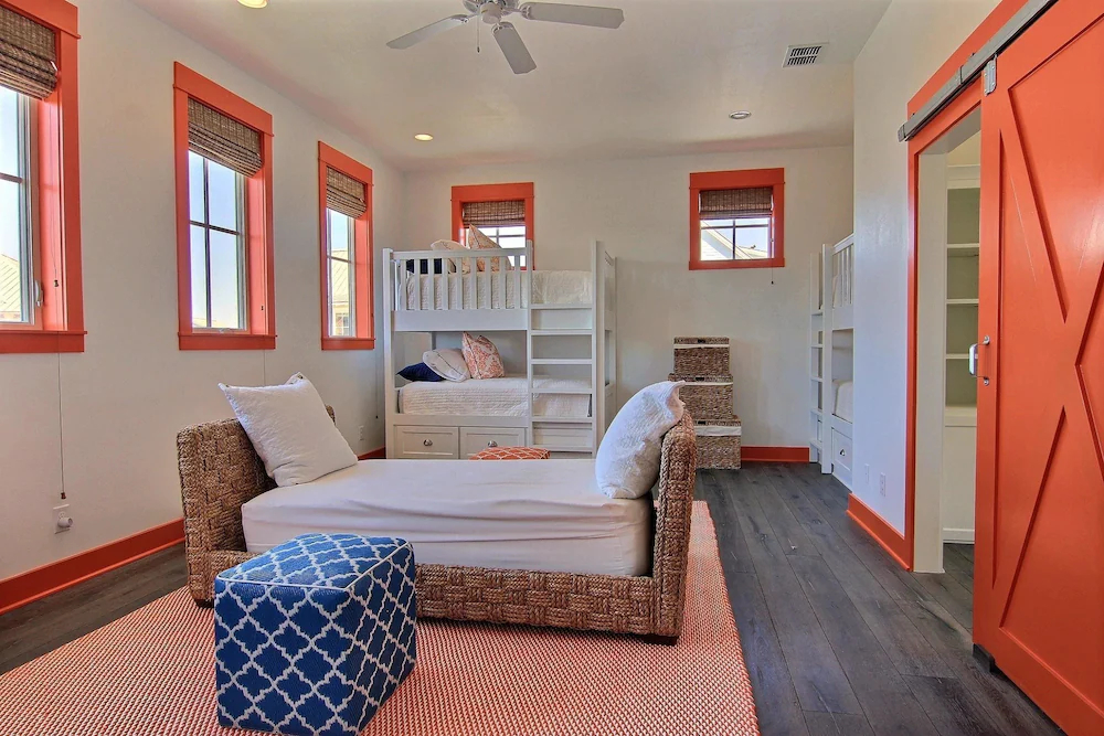 Cinnamon Shore