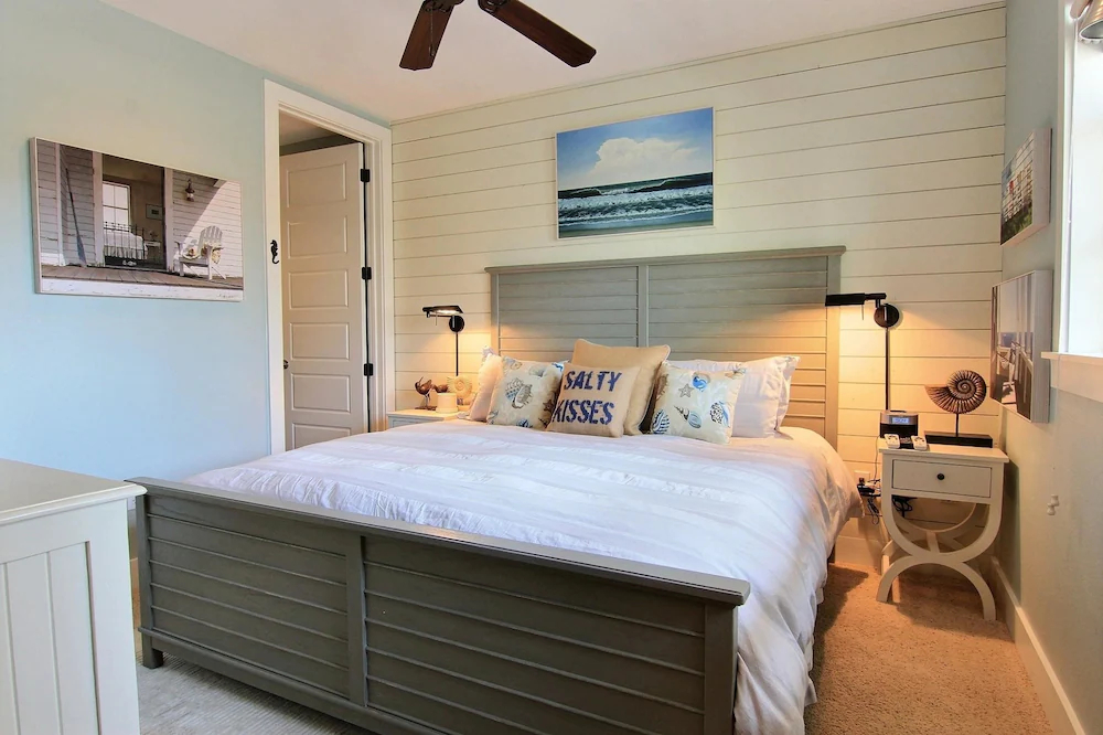 Cinnamon Shore