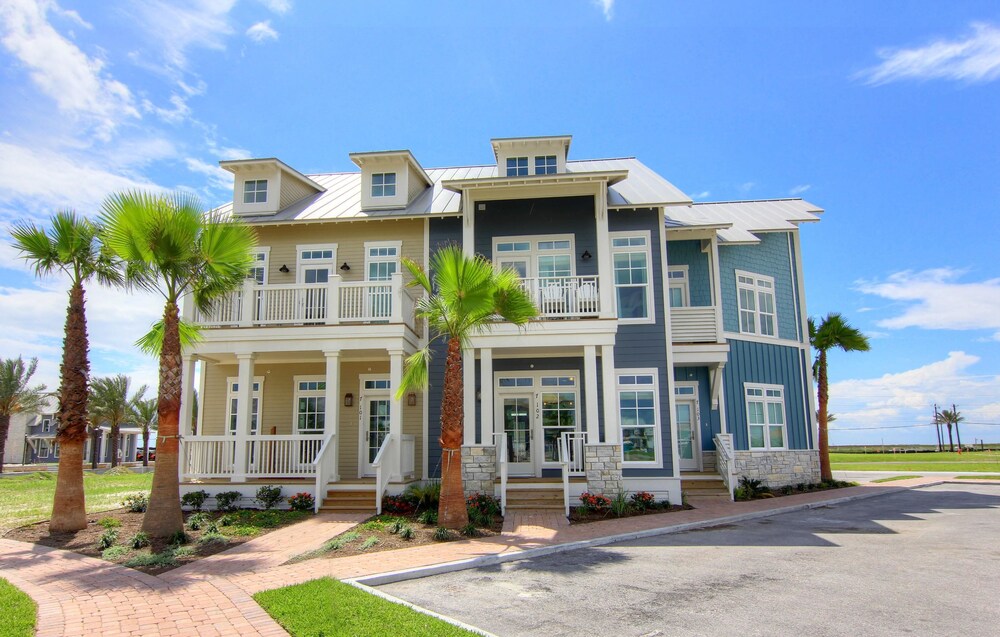 Cinnamon Shore