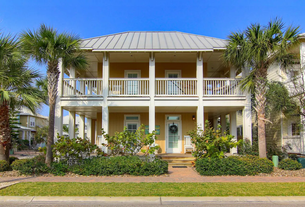 Cinnamon Shore