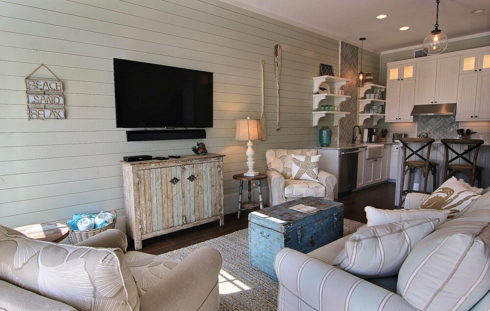 Cinnamon Shore