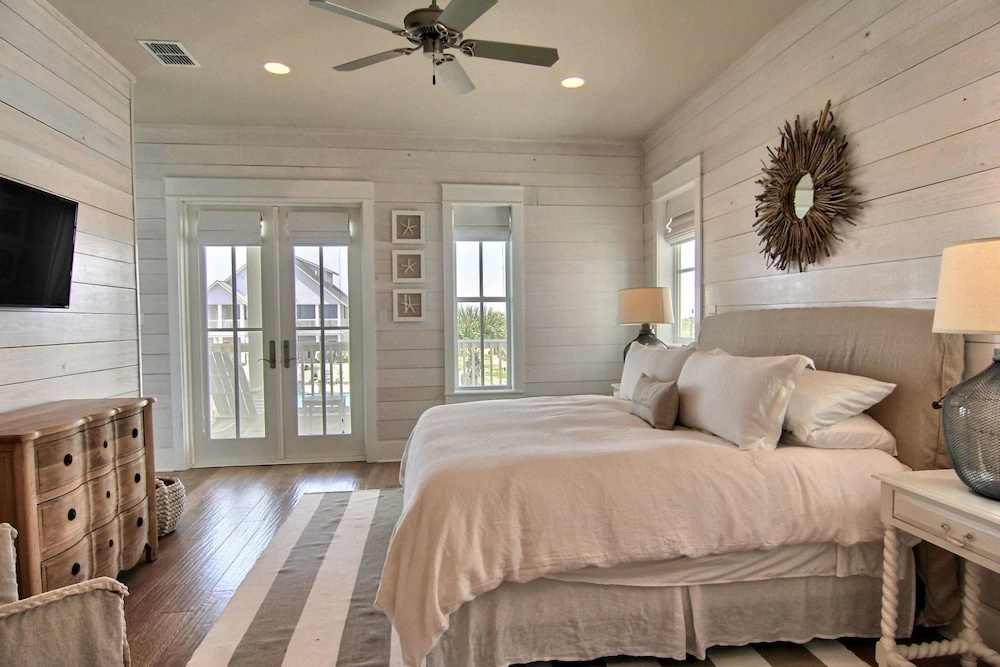 Cinnamon Shore