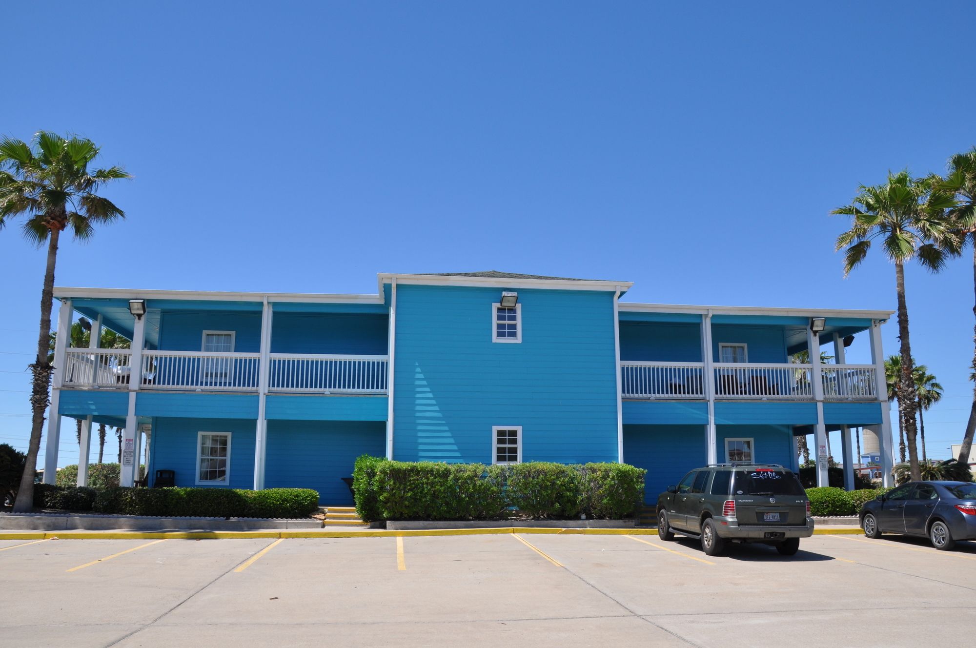 Plantation Suites and Conference Center