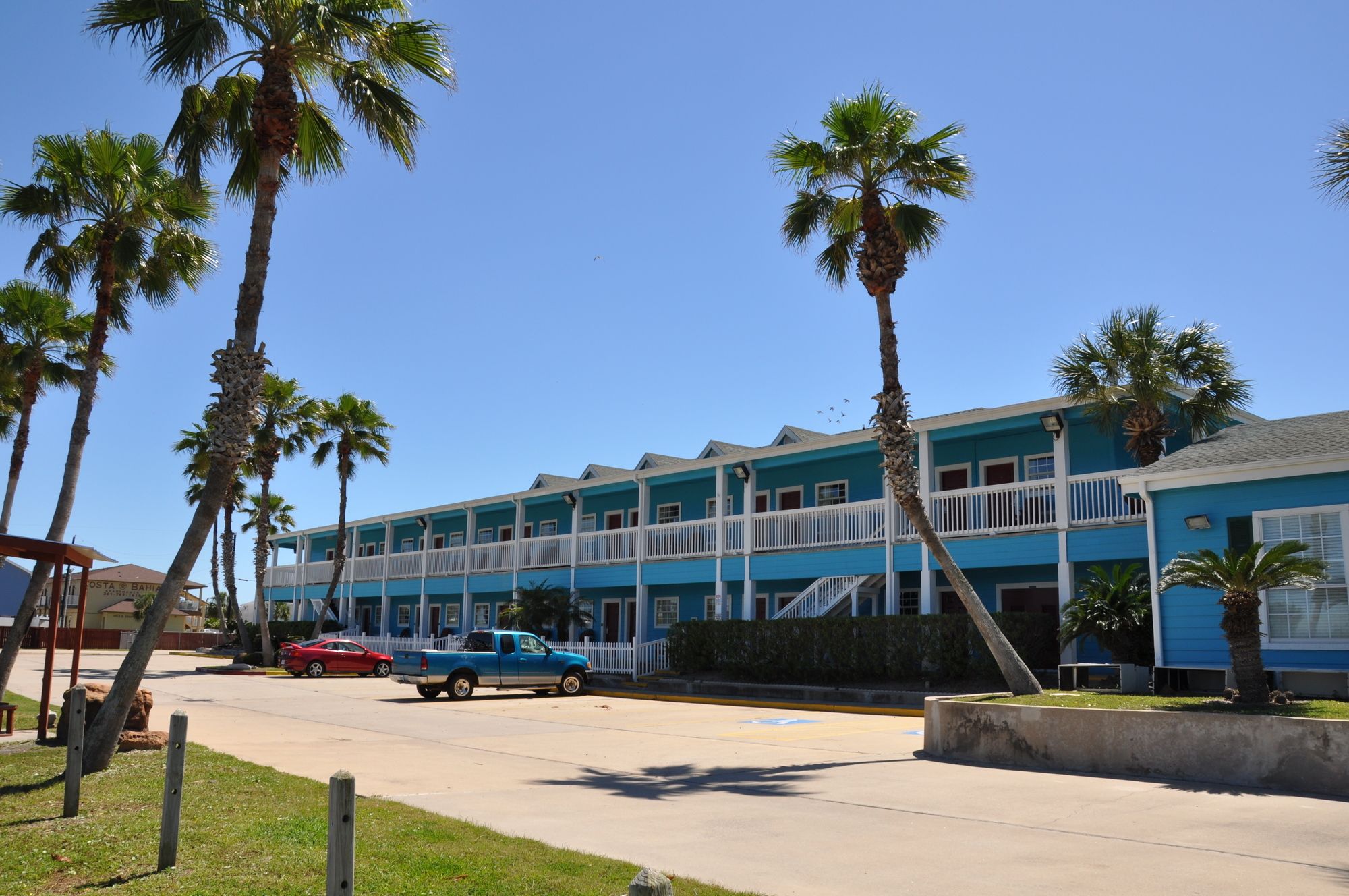 Plantation Suites and Conference Center