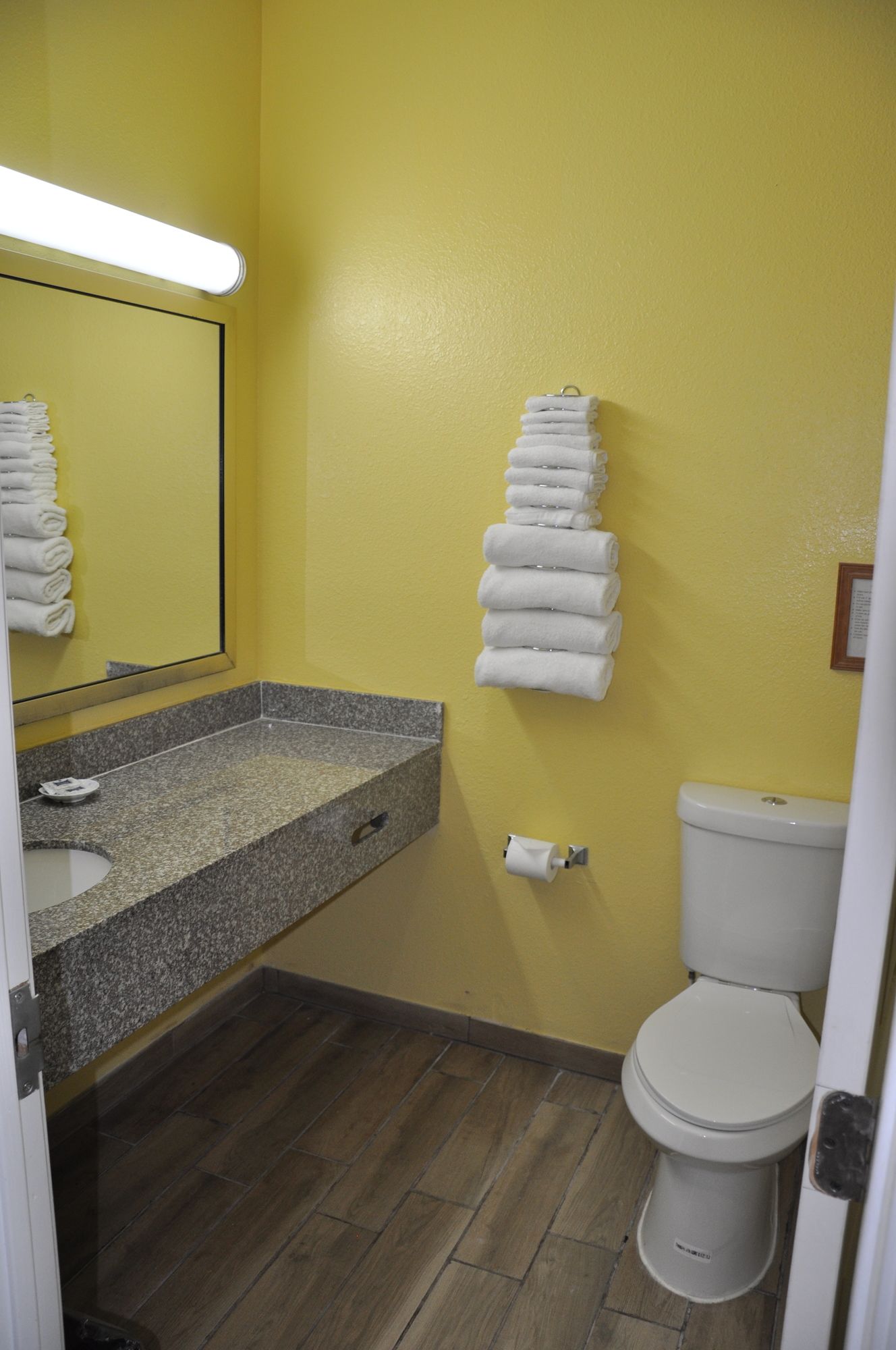 Plantation Suites and Conference Center