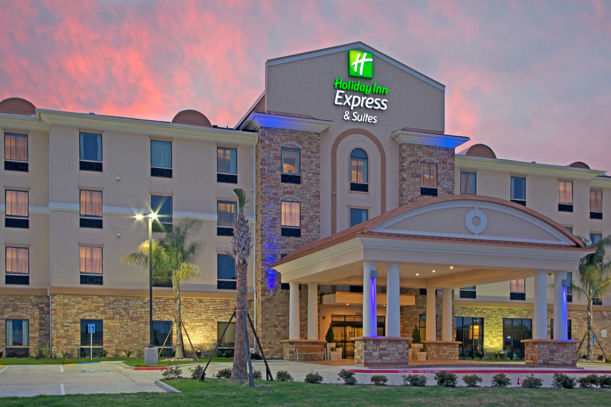 Holiday Inn Express Hotel & Suites Port Arthur